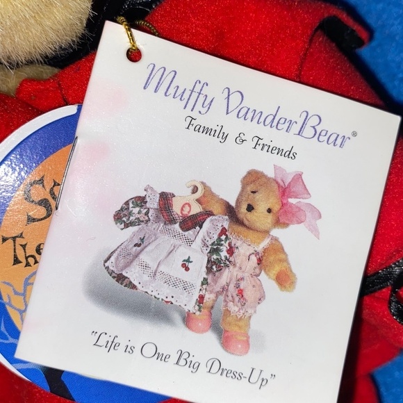 Muffy Vanderbear Scared Stiff Muffy - Picture 2 of 5